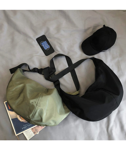 ワンショルダーバッグ大容量 ユニセックス カジュアル ショルダーバッグ 斜め掛け かばん 男女兼用 肩掛けカバン 軽い 通学バッグ シンプル ナイロンバッグ 旅行 88CXH-098